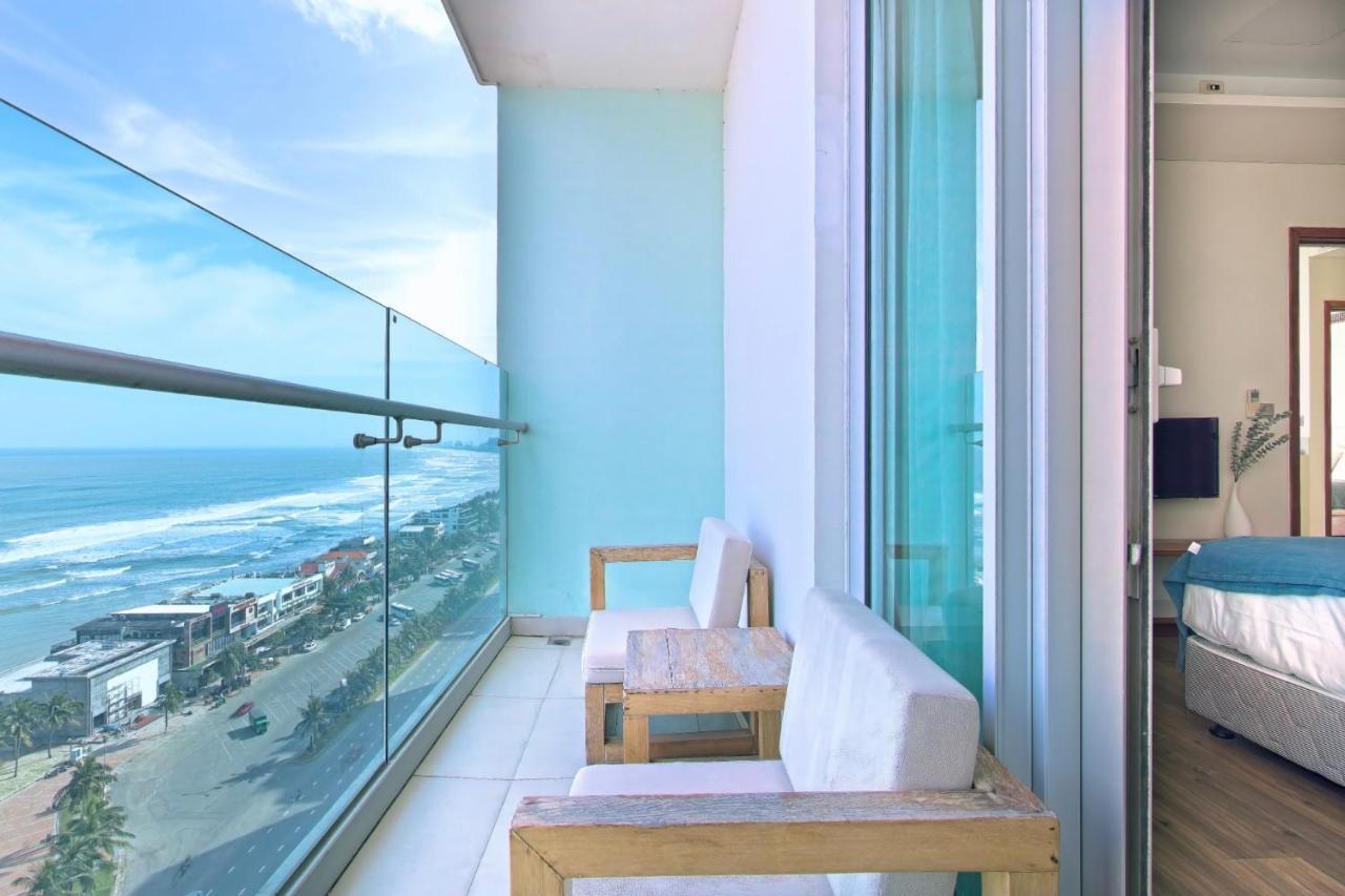 Stunning Apartments Across My Khe Beach ! Rooftop Pool & Gym Da Nang Luaran gambar